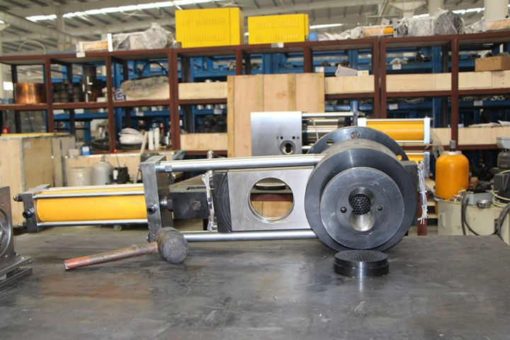 hydraulic extrusion screen changer