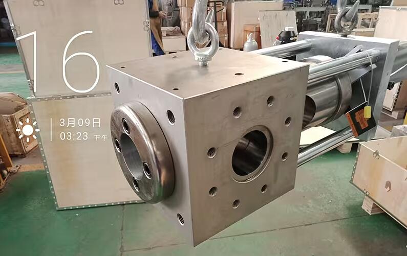 hydraulic extrusion screen changer