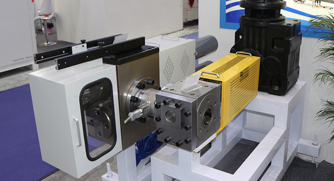 continuous screen changer