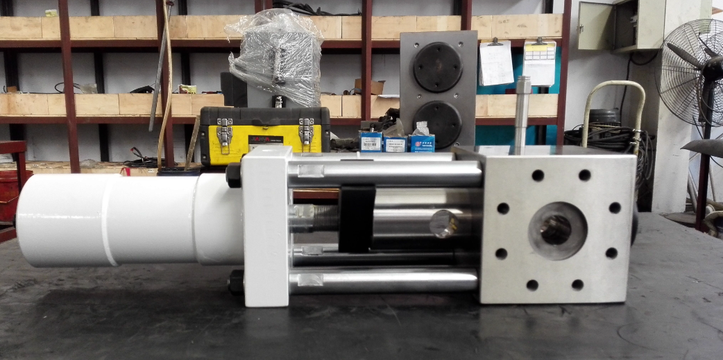 single pillar screen changer