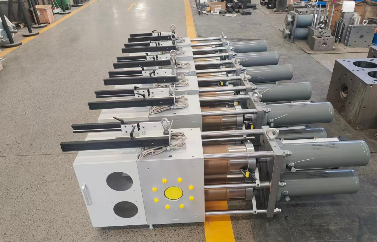 screen changer in extruder