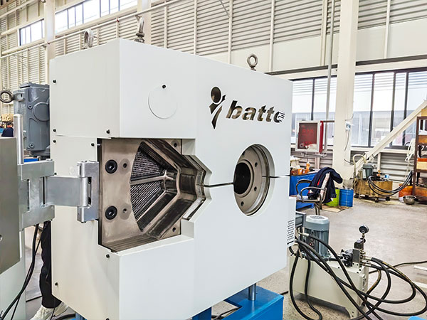 TPE extrusion automatic screen changer
